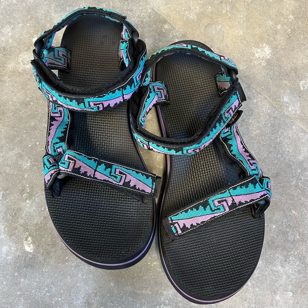 🌿Teva Bundle🌿 Size 7